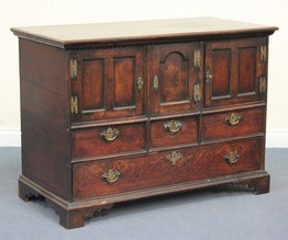 LOT 2107