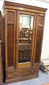 LOT 2220