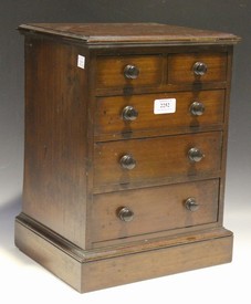 LOT 2252