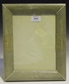 LOT 2692