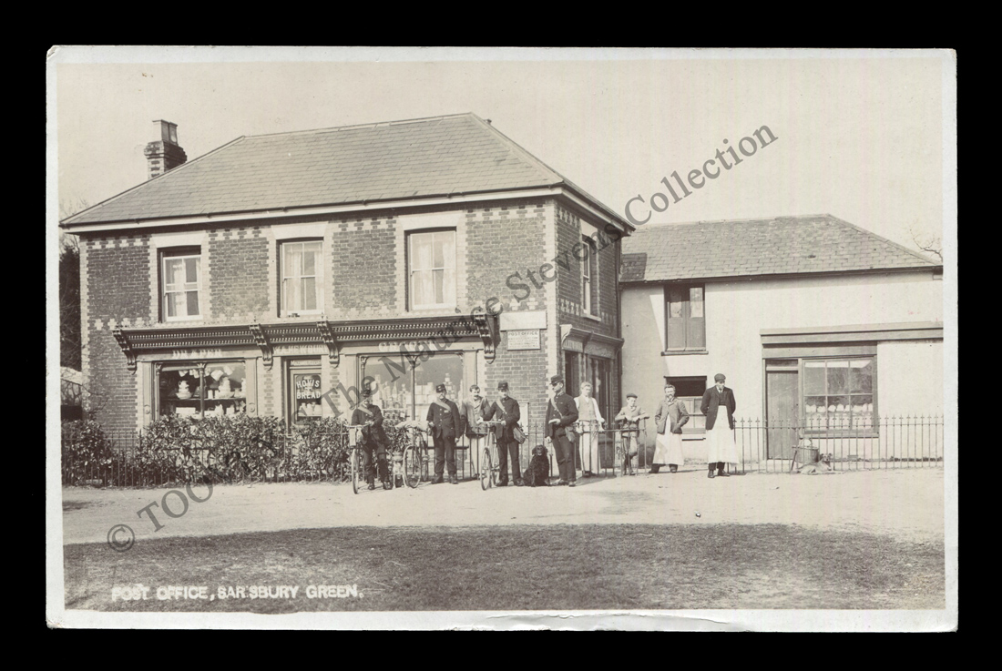 HAMPSHIRE. A photographic postcard titled 'Post Office, Sarisbury Green'  with employees ou