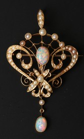 LOT 715
