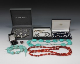 LOT 674