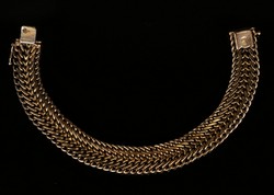 LOT 623
