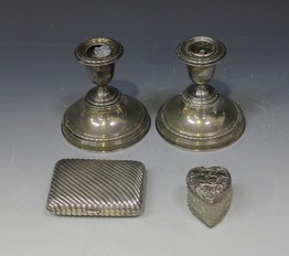 LOT 425