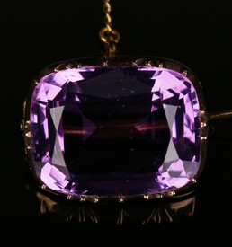 LOT 643