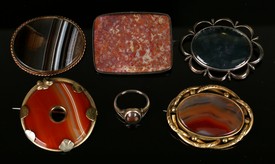 LOT 562