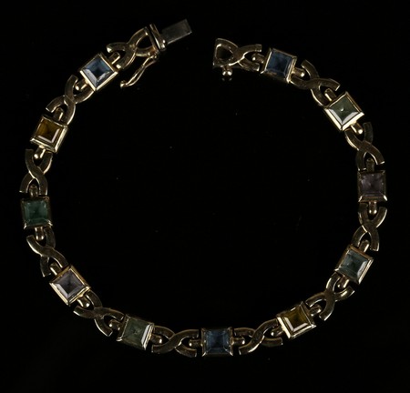 LOT 660