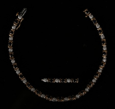 LOT 674