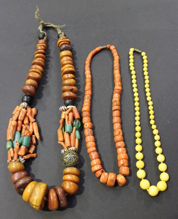 LOT 683