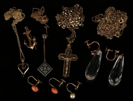 LOT 697