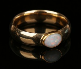 LOT 643