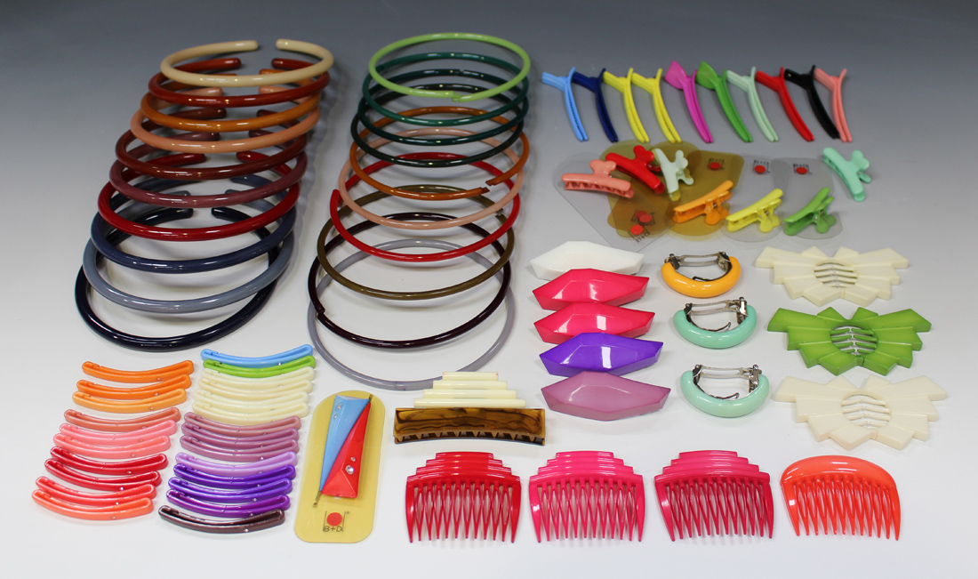 Manøvre bh Definition A collection of Buch & Deichmann Denmark nylon chokers, in two sizes, and  hair ornaments, includ
