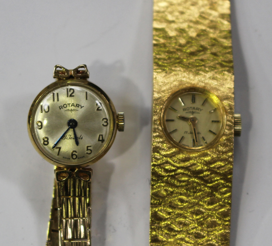 A Rotary 9ct gold circular cased lady's wristwatch, the signed silvered ...