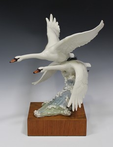 LOT 1562