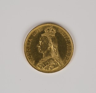 LOT 715