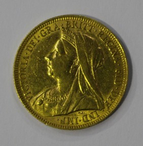 LOT 718
