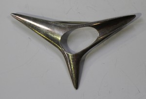 LOT 554