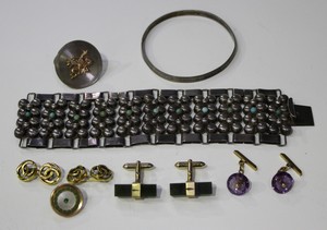 LOT 656