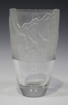 LOT 1475