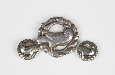 LOT 241