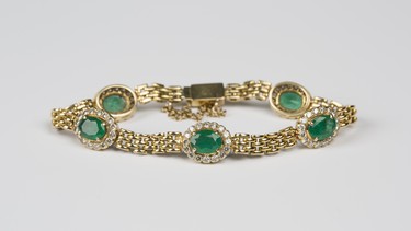 LOT 285