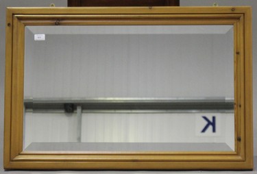 LOT 831