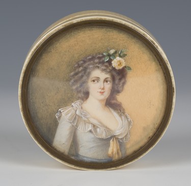 LOT 2422