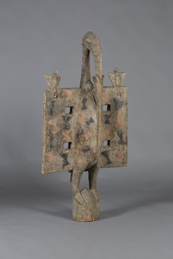 LOT 733