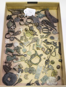LOT 773