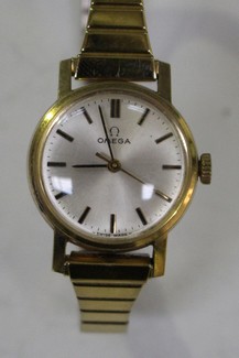 LOT 1054