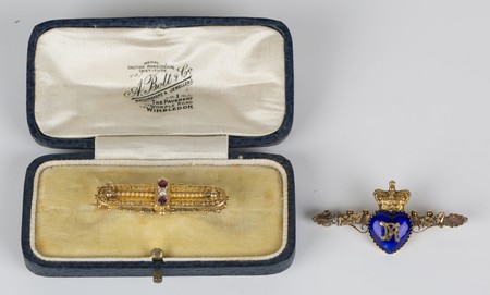 LOT 682