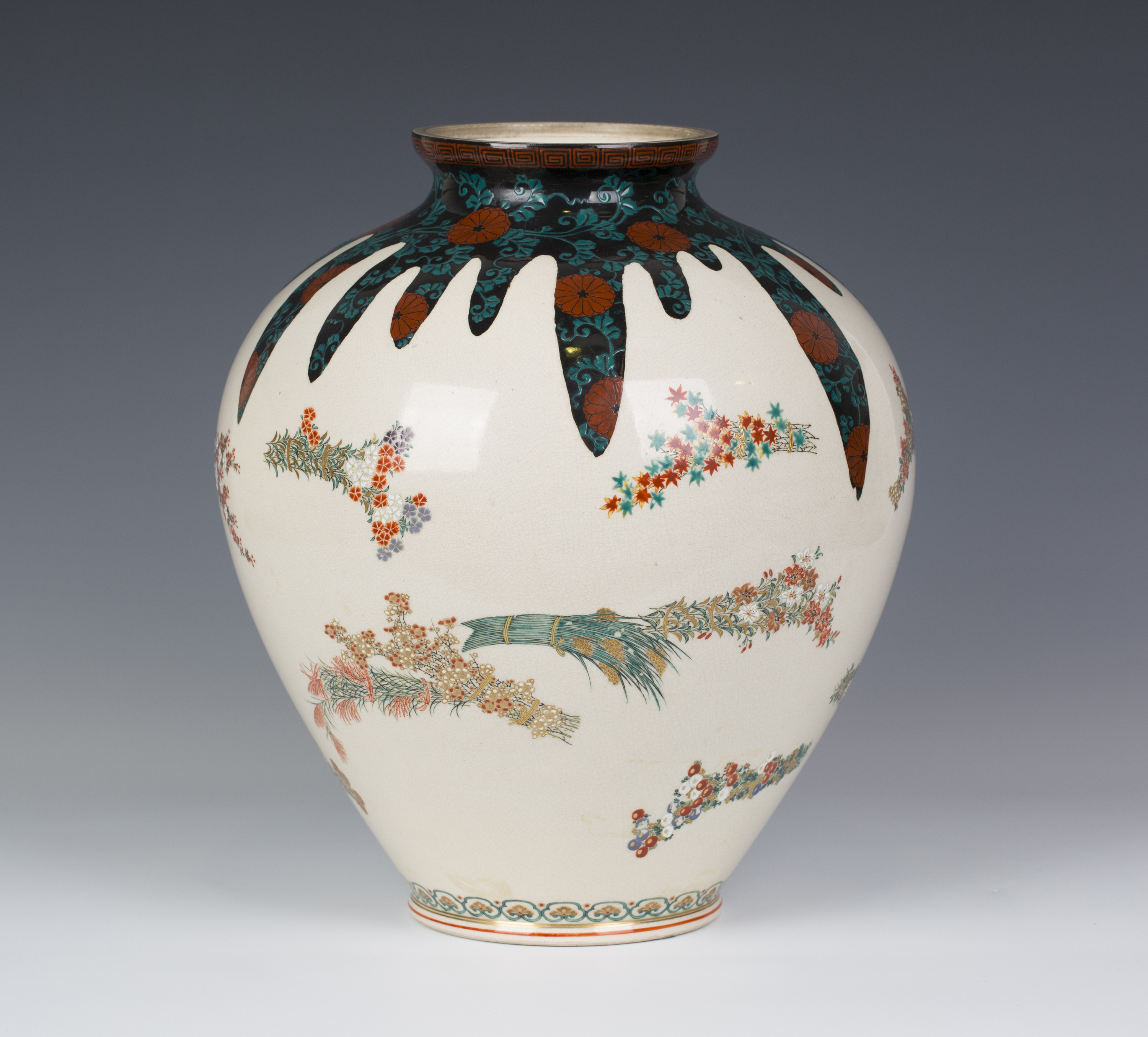 Tozan I Ito - Japanese Ceramic Vase by Ito Tozan I Meiji Period