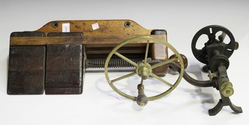 LOT 2592