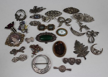LOT 539