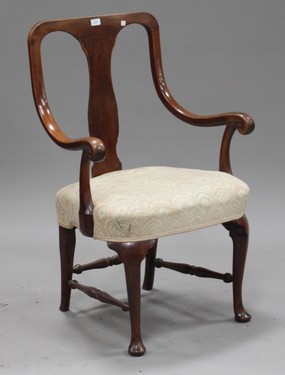 LOT 2207