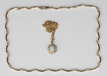 LOT 592
