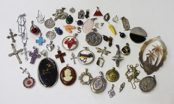 LOT 621