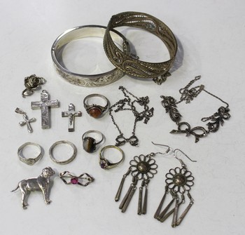 LOT 652