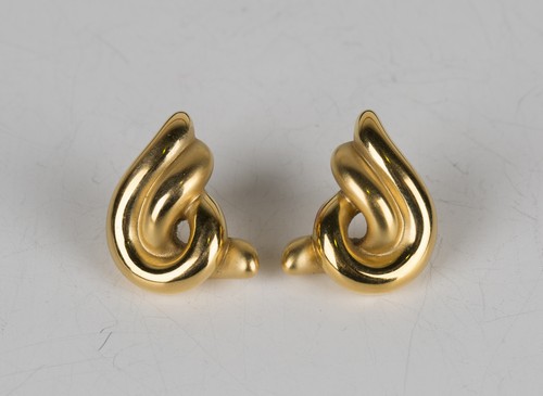 LOT 658