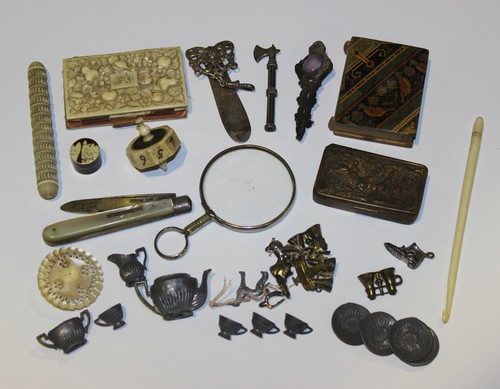 LOT 2689