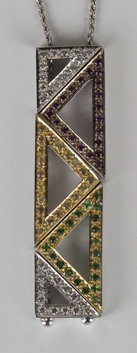 LOT 587