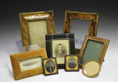 LOT 2582