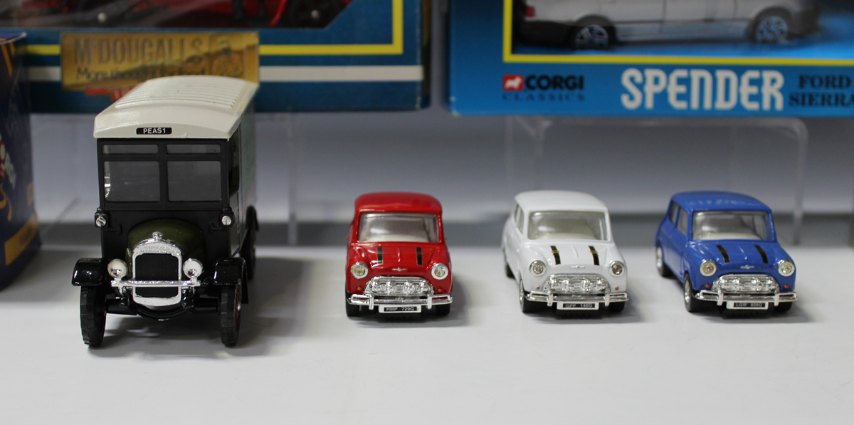 Corgi The Italian Job ミニカーセット Corgi The Italian Job Three Piece Mini Set Diecast Vehicles