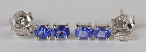 LOT 573