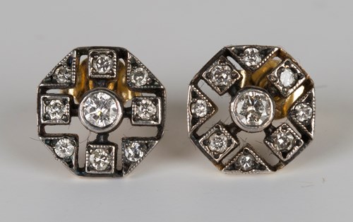 LOT 651
