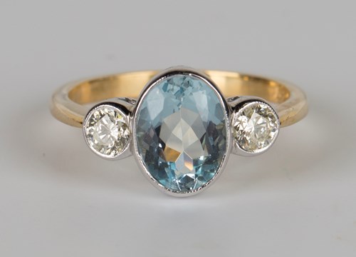 LOT 562