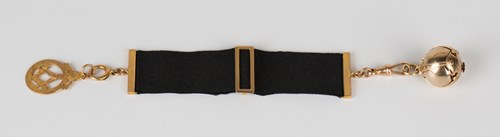 LOT 719