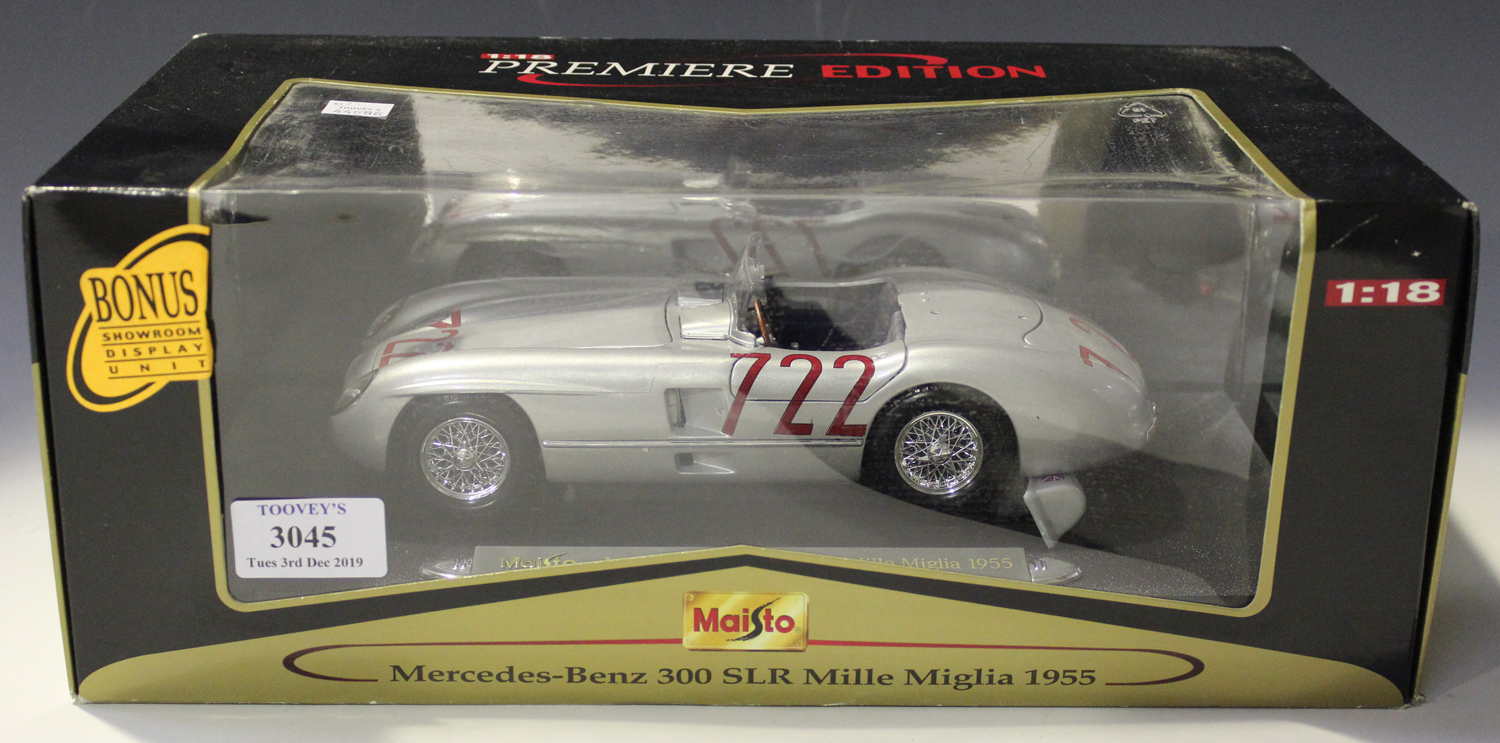 A Maisto 1:18 scale Premiere Edition Mercedes-Benz 300 SLR Mille ...