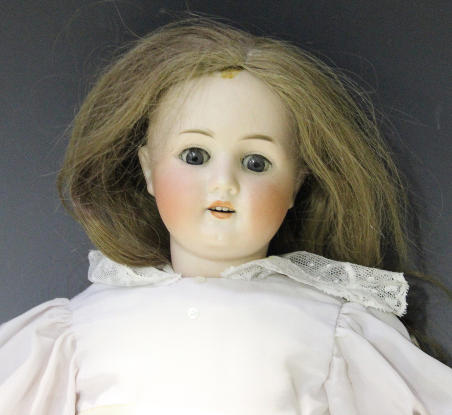 Antque Heubach Köppelsdorf German Porcelan Doll Head Marked germany
